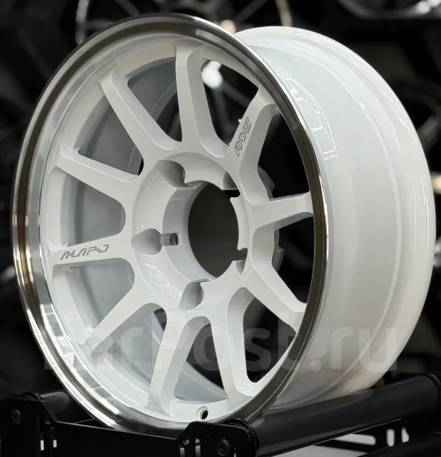 RAYS Volk Racing. 6.5x16", 5x139.7, ET-25, �� 108,1���. ����