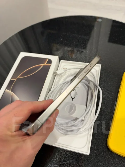 Apple iPhone 16 Pro Max. �/�, 512 ��, �����, 4G LTE, ������� �������, ������������ ������� ����