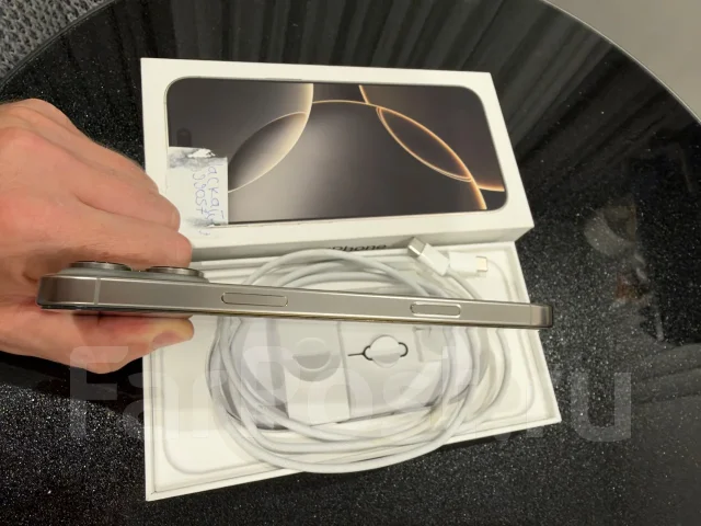 Apple iPhone 16 Pro Max. �/�, 512 ��, �����, 4G LTE, ������� �������, ������������ ������� ����