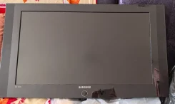 Samsung LE32A330J1. LCD (��) ����