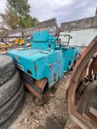 Komatsu JV40CR. �� 1000�. ����