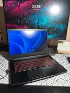 MSI. 15.6", 144����, ��� 8 ��, ���� 512���, WiFi: 1, Bluetooth: 1, ����������� �� 4��. ����