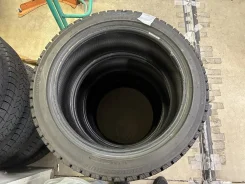 Bridgestone Blizzak Revo1