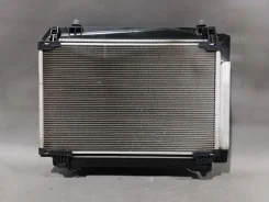 �������� ���������� ��������� Toyota Ractis 2014 1640021270 NCP120 1NZ-FE 1640021270 ����