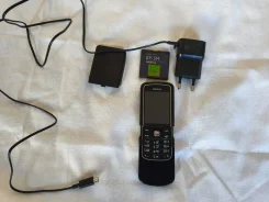 Nokia 8600 Luna. �/� ����