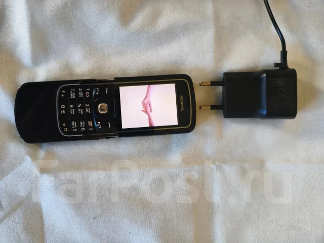 Nokia 8600 Luna. �/�, �� 8 ��, 3G ����