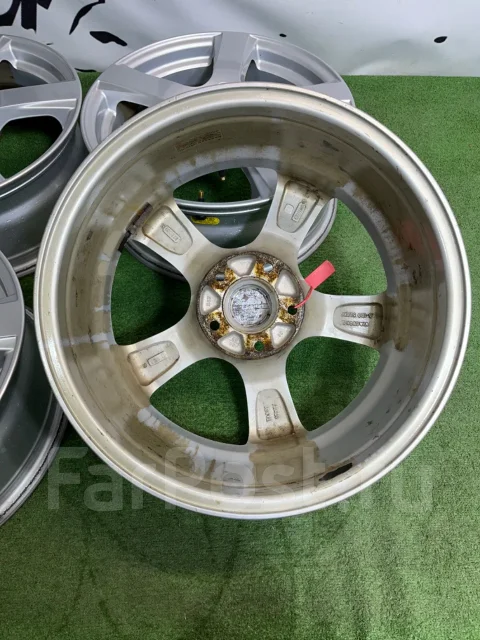 Violento. 7.0x17", 5x114.3, ET38, �� 73,1���. ����