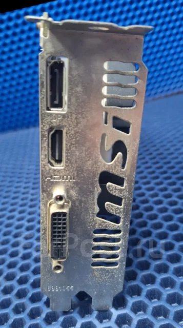 GeForce GTX 1050 ����