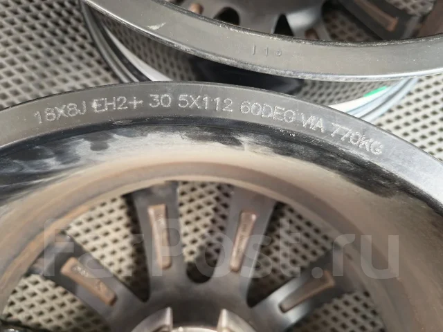 Crimson Team Sparco. 8.0x18", 5x112, ET30, �� 66,6���. ����