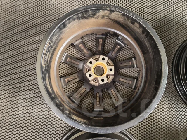 Crimson Team Sparco. 8.0x18", 5x112, ET30, �� 66,6���. ����
