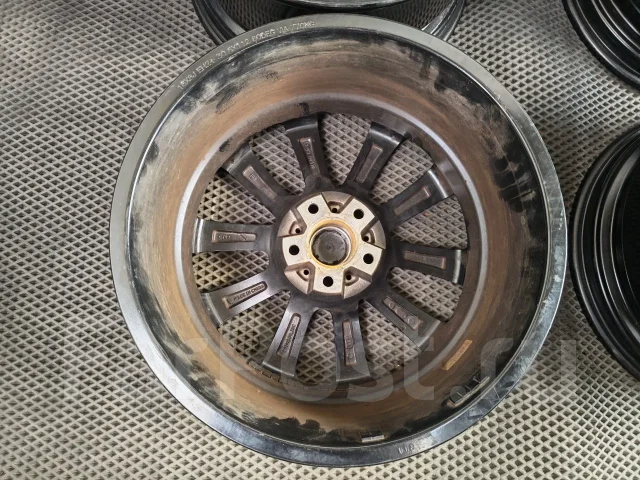 Crimson Team Sparco. 8.0x18", 5x112, ET30, �� 66,6���. ����