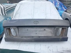 ������ ������ ��������� Toyota Corona ����
