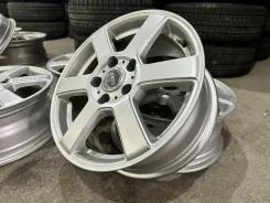 Style Prasivo. 6.5x16", 5x114.3, ET38 ����