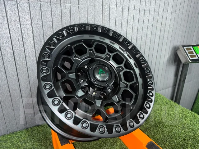 Wilcroxx. 8.0x15", 6x139.7, ET0, �� 110���. ����