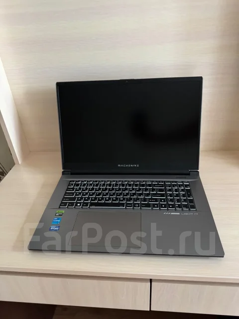 Machenike L17 Pulsar. 17.3", 2����, ��� 16 ��, ���� 512���, WiFi: 1, Bluetooth: 1, ����������� �� 3��. ����
