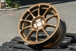 RAYS Volk Racing ZE40. 7.0x15", 4x100, ET38, �� 73,1���. ����