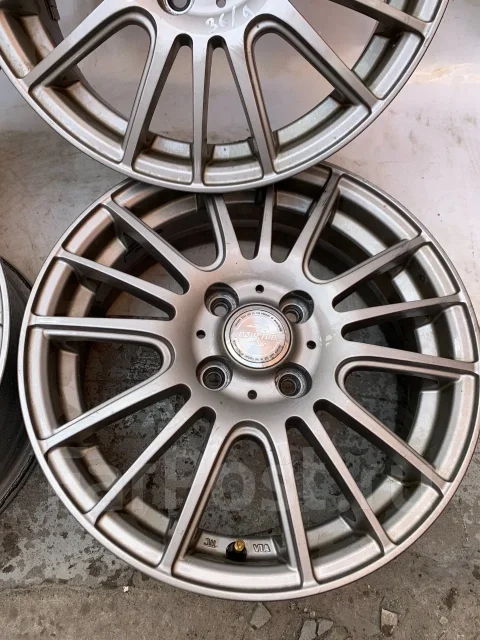 Weds Ravrion. 5.5x15", 4x100, ET42, �� 73,1���. ����
