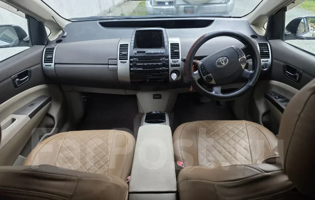 Toyota Prius. ��������, ��������, 1.5 (77��.�.), ������, 253 000����. �� ����