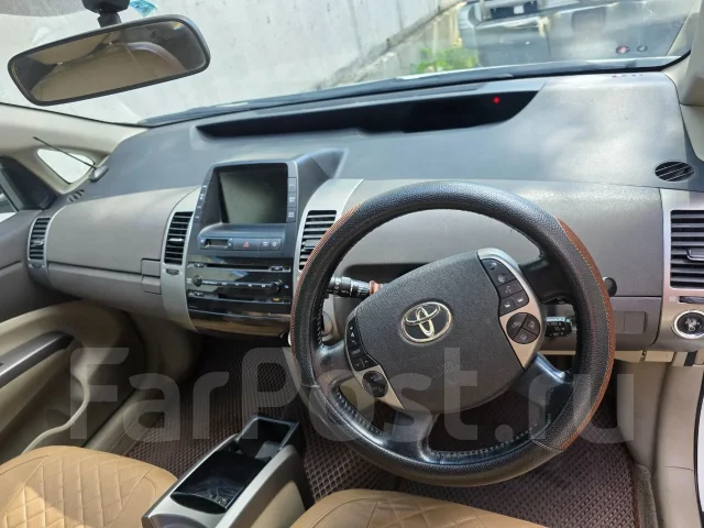 Toyota Prius. ��������, ��������, 1.5 (77��.�.), ������, 253 000����. �� ����