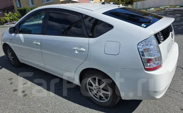 Toyota Prius. ��������, ��������, 1.5 (77��.�.), ������, 253 000����. �� ����