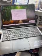 Hiper Gaming. 15.6", 2,3����, ��� 16 ��, ���� 1 000���, WiFi: 1, Bluetooth: 1, ����������� �� 3��. ����