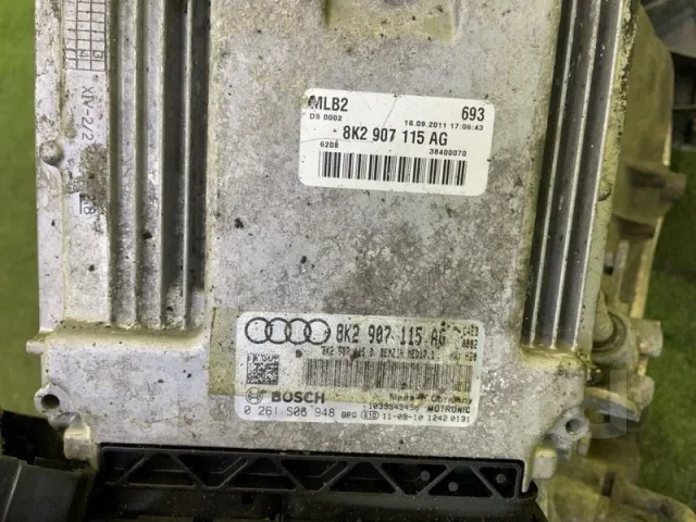 ��������� AUDI A4 2010 06H100034D 8K2 CAEB 06H100034D ����