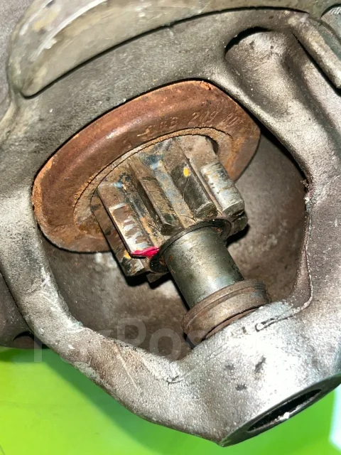 ������� BPJ 2.0 Audi A6 06B911023B ����