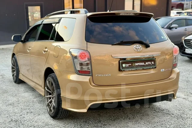 Toyota Corolla Fielder. �������, ��������, 1.8 (136��.�.), ������, 223 000����. �� ����