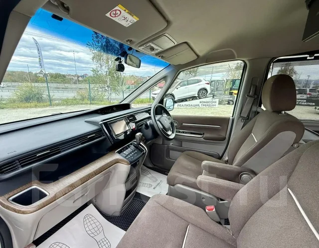 Honda Stepwgn. �������, ��������, 1.5 (150��.�.), ������, 125 000����. �� ����