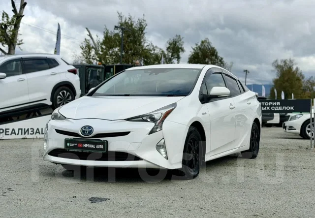 Toyota Prius. �������, 4wd, 1.8 (98��.�.), ������, 212 000����. �� ����