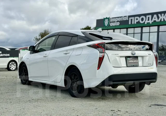 Toyota Prius. �������, 4wd, 1.8 (98��.�.), ������, 212 000����. �� ����