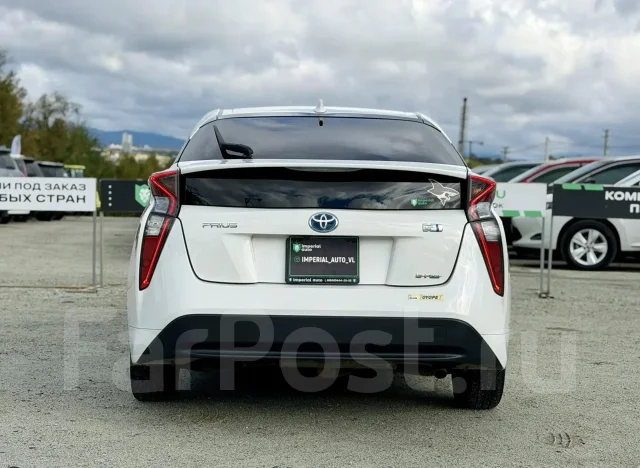 Toyota Prius. �������, 4wd, 1.8 (98��.�.), ������, 212 000����. �� ����