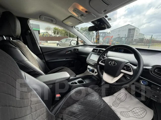 Toyota Prius. �������, 4wd, 1.8 (98��.�.), ������, 212 000����. �� ����