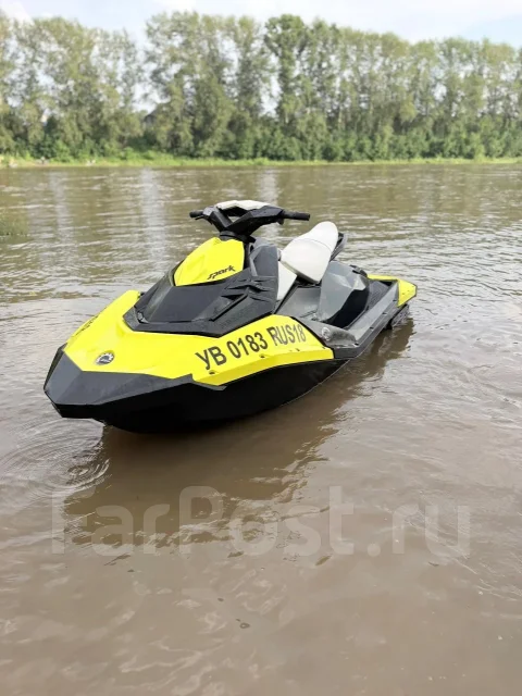 BRP Sea-Doo Spark. 2015 ��� ����