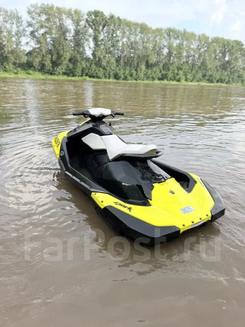 BRP Sea-Doo Spark. 2015 ��� ����