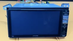 ��������� Alpine VIE-700W DVD MP3 USB HDMI SD Bluetooth ����
