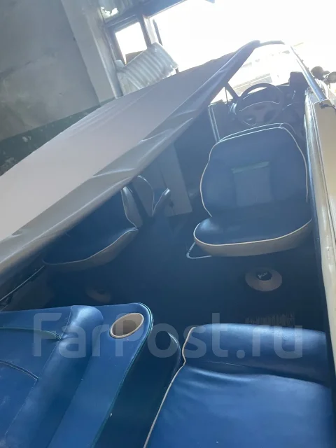 Bayliner. 1996 ���, ����� 6��., ��������� ������������, 270��.�., ������ ����