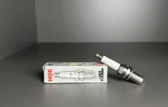 ����� ��������� NGK FR5AP11 (22401-AA65A) FR5AP11 ����