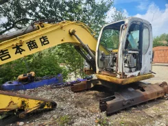Kobelco SK135SR ����
