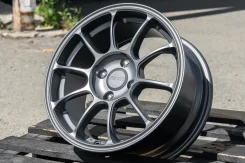 RAYS Volk Racing ZE40. 7.0x15", 4x100, ET38, �� 73,1���. ����