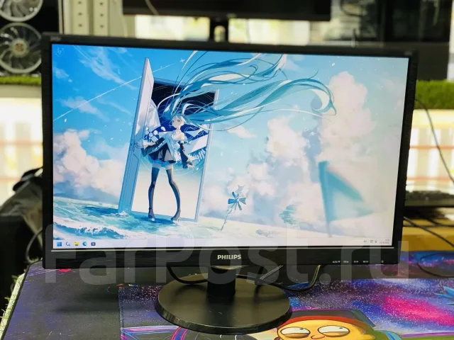 Philips. 24", ���������� �� (LCD, LED, QLED) ����
