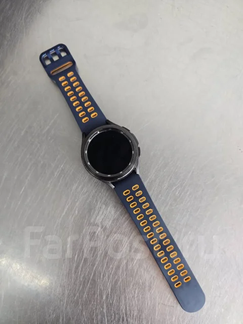 Samsung Galaxy Watch4 Classic. NFC, IP68 ����