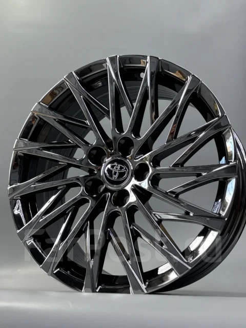 Lexus. 8.0x18", 5x114.3, ET38, �� 60,1���. ����