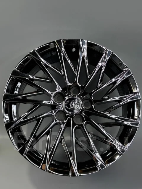 Lexus. 8.0x18", 5x114.3, ET38, �� 60,1���. ����