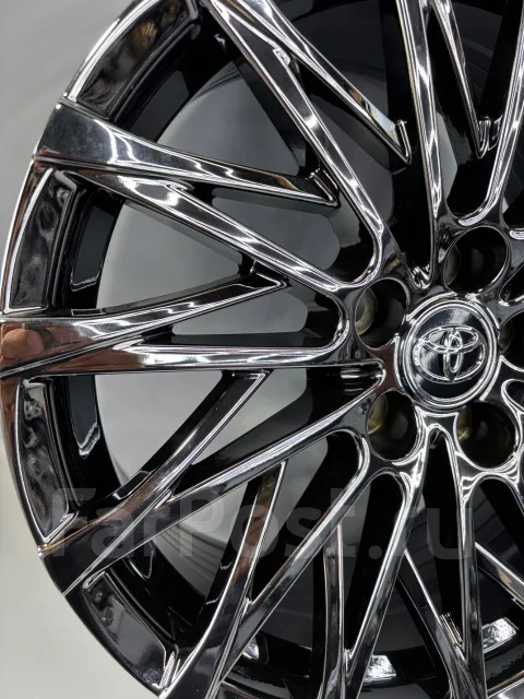 Lexus. 8.0x18", 5x114.3, ET38, �� 60,1���. ����