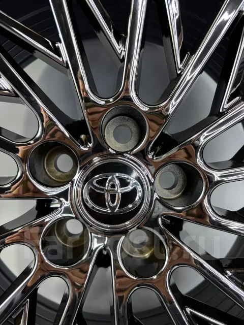 Lexus. 8.0x18", 5x114.3, ET38, �� 60,1���. ����