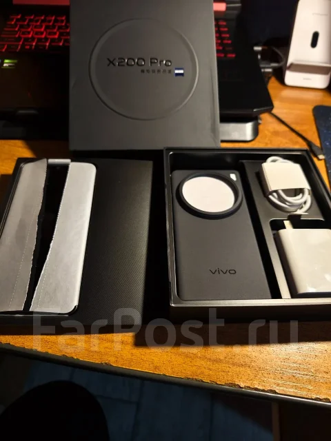 Vivo X200 Pro. �/�, 512 ��, ������, 4G LTE, 5G, Dual-SIM ����