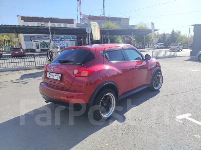 Nissan Juke. ��������, ��������, 1.6, ������, 300 000����. �� ����
