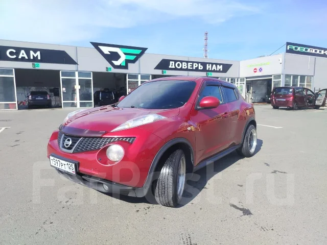 Nissan Juke. ��������, ��������, 1.6, ������, 300 000����. �� ����
