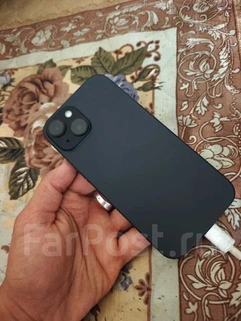 Apple iPhone 15. �/�, 128 ��, ������ ����